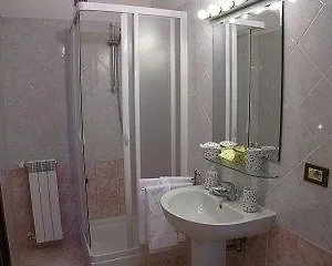 https://da-zia-paola.it-romehotels.com